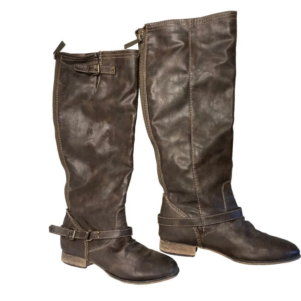 BRECKELLE’S Women’s Knee High Riding Boots Size 7.5‎